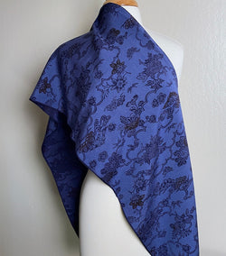 Indigo/Navy Sarasa Traditional Floral Vintage Kimono Silk Chirimen Crepe 14" x 66"  #KK-170