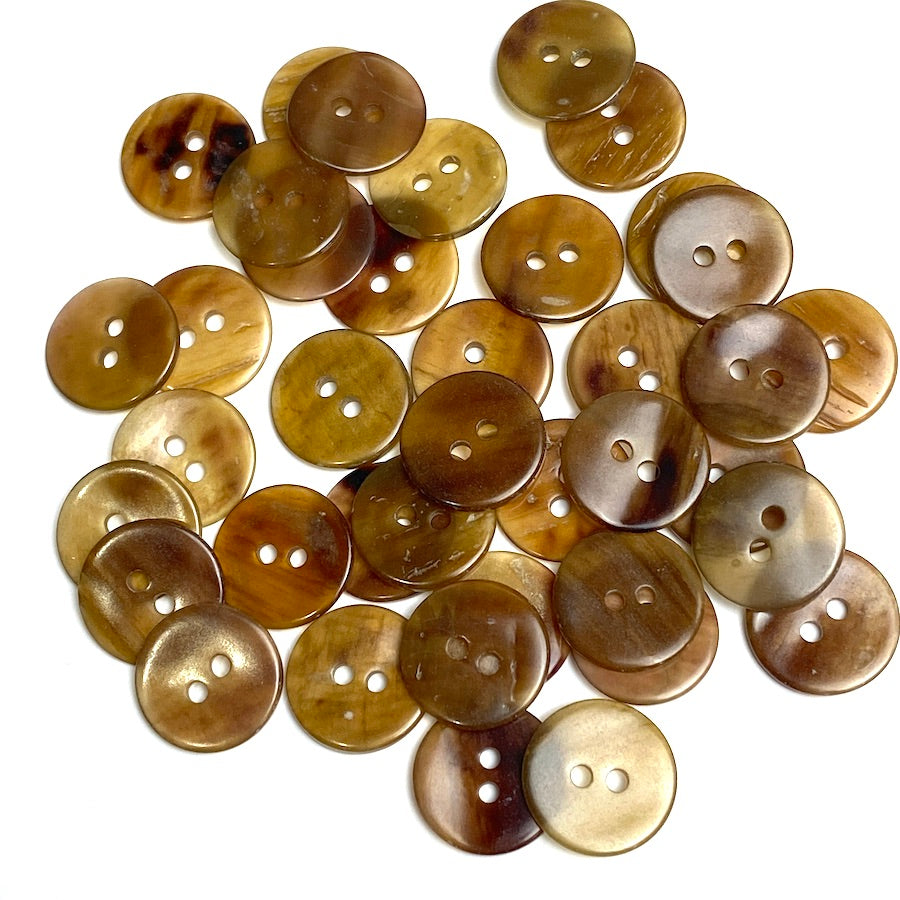 Neture Button Semi-Clear Sarsaparilla Honey Brown Shell Button, 1/2