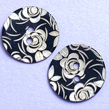Black, White Roses Laser-Etched Button, 13/16" / 20mm 2-Hole   Pack of TWO  #SK-1173