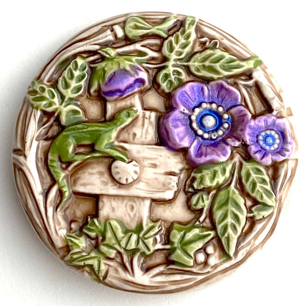 Last One, Gecko on Fence, Hand Painted Art Stone Button by Susan Clarke 1.5" #SC-1067 (