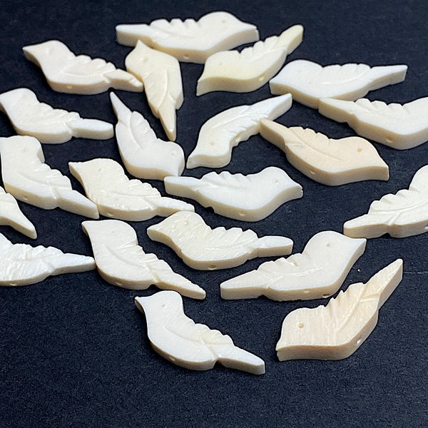 New Markdown, Vintage Carved BONE Fetish Bird Beads, 1" Pack of 20 Beads,  #CL-11